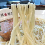 Ramen Hachino Ashiha - 塩らー麺/麺リフト