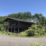 やまびこ - 外観はご覧の通り！テラス席はペット可ですよ！