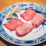 肉亭ふたご iki - 和牛特選厚切りタン・上タン塩