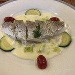 杜の小路 - ナイフを入れる前に写真撮り忘れ…。