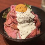 レッドロック - ローストビーフ丼