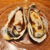 産直の魚貝と日本酒・焼酎 和バル 三茶まれ - 料理写真:岩手県産殻付き生牡蠣のポン酢ジュレ仕立て