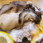 回転寿司 豊魚 - 岩牡蠣