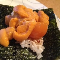 鉄板焼 天 本丸 - ウニの手巻き寿司