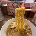 らーめん空 - 麺