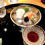 まき村 - ◯ お刺身2… 剣先烏賊（山口）、海老は縞かボタン