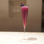 プラネタリウム BAR - 巨峰のフレッシュフルーツカクテル