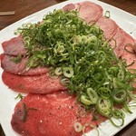 神戸ビーフ焼肉 お加虎 - 