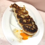 岐阜屋 - 絶品餃子は、ラー油と酢と胡椒で食べる〜★★★