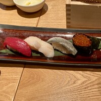 いぶき 東京駅 TEKKO avenue - 生本鮪、帆立、小肌、いくら