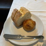 フランス料理 ル・クール - フランスパンとクルミパン