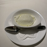フランス料理 ル・クール - 小さなデザート　何のムースだったか失念。