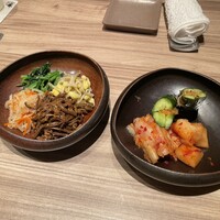 焼肉うしごろ 新宿三丁目店 - 