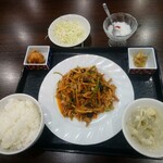 Yotsuba Sakaba - 魚香肉絲定食