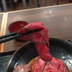 肉処くろべこや - 