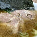 湘南ねぎ家 - ラーメン：並＋チャーシュー（チャーシューもホロホロ系で旨い）