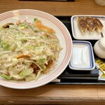 Ringa Hatto - 「長崎皿うどん」と「ぎょうざ3個」