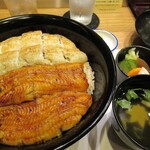 入谷鬼子母神門前のだや - 紅白丼セット