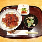 Hitsumabushi Binchou - うなぎ丼、肝吸
