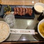 伊達の牛たん本舗 本店 - 