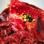 炭火焼肉酒家 びっくりや - 