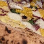 ロルノ - 燕・宮地農園のトウモロコシを使った新作ナポリピッツァ。