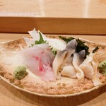 すし処 貫 - 刺身2種　ソイ、ほっき貝