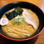 らー麺 火ぷり家 - 「しょうゆらー麺」900円