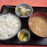 内田屋食堂 - 