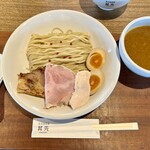 SONOSAKI - 特製マンゴーと豚肉のつけ麺