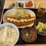 藤沢 鳥将 - タルタルチキンカツ定食＋小鉢