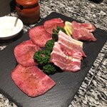 焼肉 宮中 - 