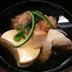 赤坂 菊乃井 - 2013.09　お椀　甘鯛新米揚げと玉子豆腐、松茸のお椀