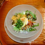 庖味屋 - ◯サラダ
前回の柑橘系のドレッシングは
爽やかさと油の旨味も足されてて
バランス良く美味しい。