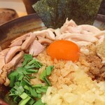 海老で鯛を釣る麺堂 神楽 刈谷分店 - 