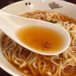 神楽 海老で鯛を釣る麺堂 - 