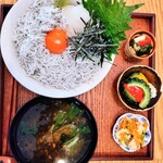 ミハラ キッチン - ■釜揚げしらす丼(本日限定)