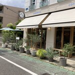 天然酵母の食パン専門店 つばめパン＆Milk 杁ヶ池公園店 - 