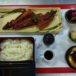 日本料理 重の家 - うなぎの長焼き定食