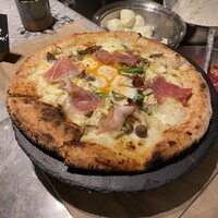 800°DEGREES ARTISAN PIZZERIA - 