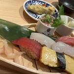 Sushi Sake Saka Na Sugi Dama - 