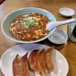 天津飯店 - 料理写真:汁なしマーボー麺