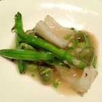 開化亭 - 烏賊と金針菜の炒め物