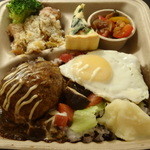 KITCHEN TSUNAGU - デミグラスソースの大蒜ハンバーグと鶏のパン粉焼きのお弁当