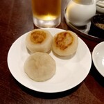 カフェ スパイス ローカル テン ト テン - 丸餃子 400円