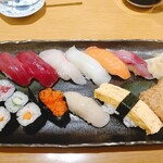 Otsuna Sushi - 大盛りランチ握り(1,880円)