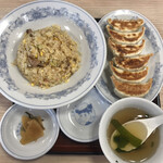 ぎょうざの満洲 - 