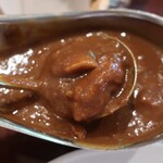 ラ・ファミーユ - ・「チキンカレー 中辛(¥950)」のアップ。