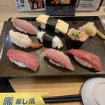 Kaisen Dokoro Sushi Tsune - 常にぎり８貫っ！