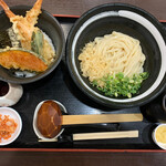 手打ちうどん みやこ - 天丼定食